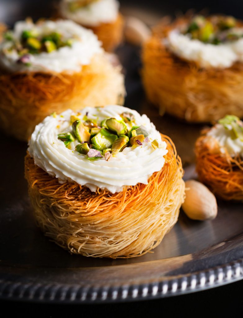 Cupcakes με Κρέμα Λεμονιού με Καταΐφι Χρυσή Ζύμη