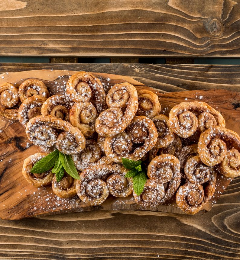 Νηστίσιμα Palmiers-Γυαλάκια με κανέλα από τον Άκη Πετρετζίκη
