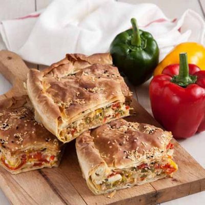 πιπερόπιτα με Χωριάτικο φύλλο Χρυσή Ζύμη